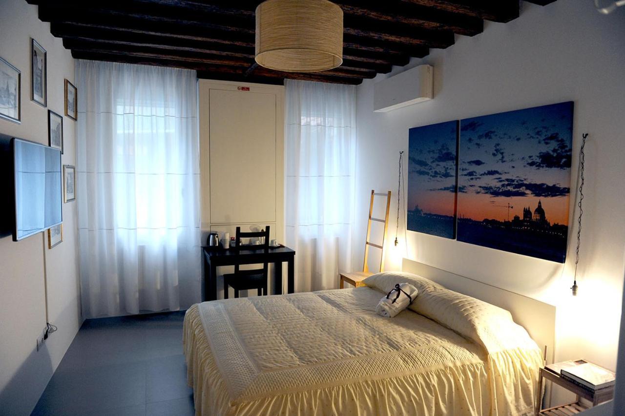 Lively Castello Comfort Room Private Bath & Privacy Venedig Exterior foto